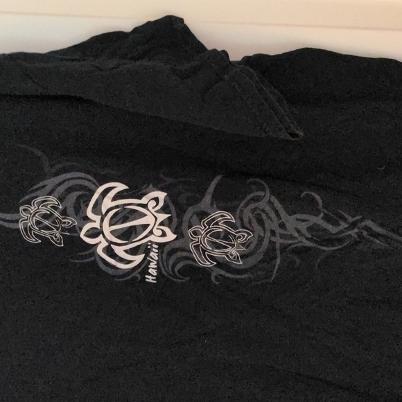 Hawaii Turtle Shirt - Picture 2 of 5